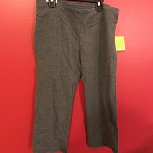Brand new yoga Capri